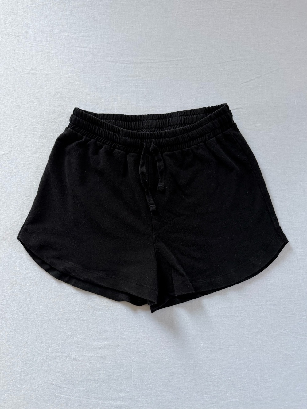 Black Lounge Shorts by Brooklinen